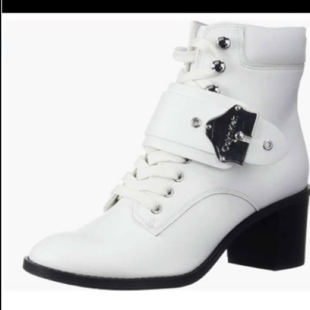 Calvin Klein Women's White Ankle Boots Size 7M Style Pahi. Original box included